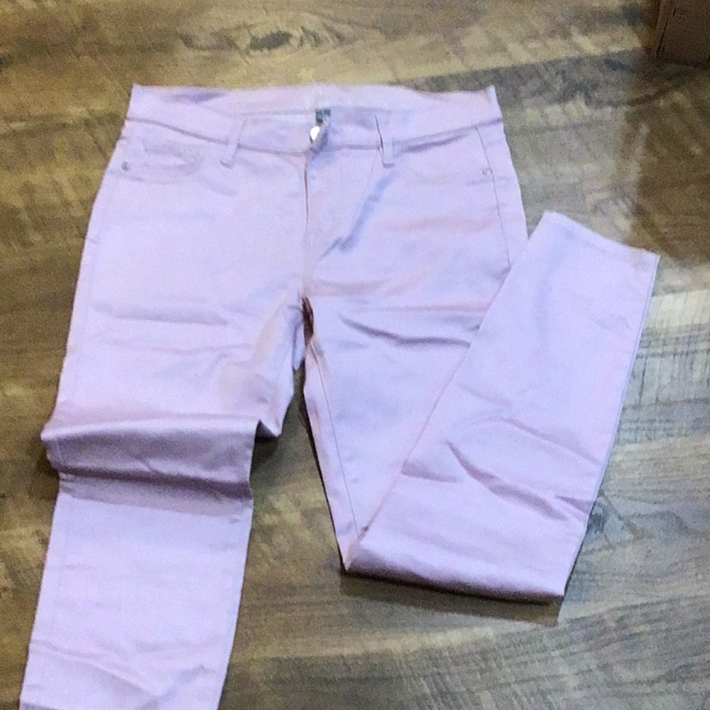 Beautiful slim pink paints